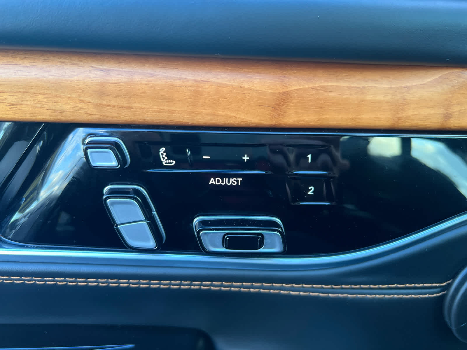 2024 Jeep Grand Wagoneer L Series III