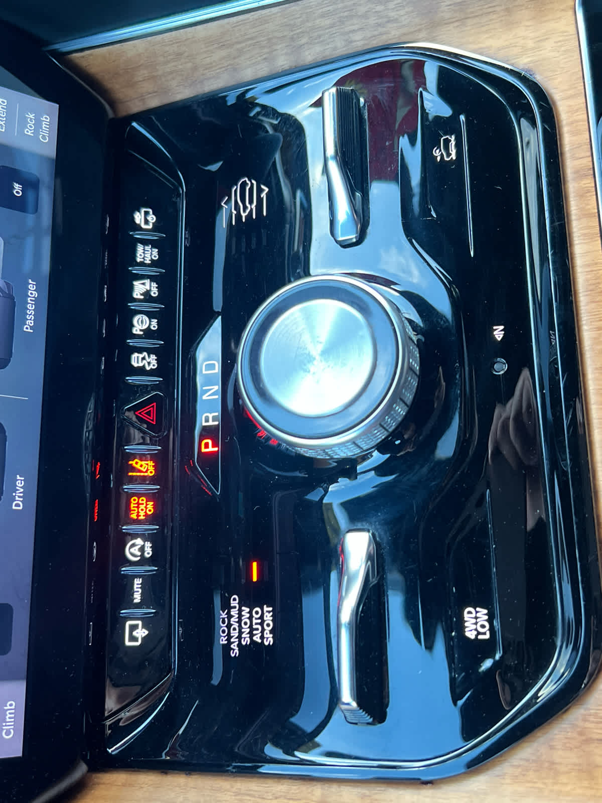 2024 Jeep Grand Wagoneer L Series III