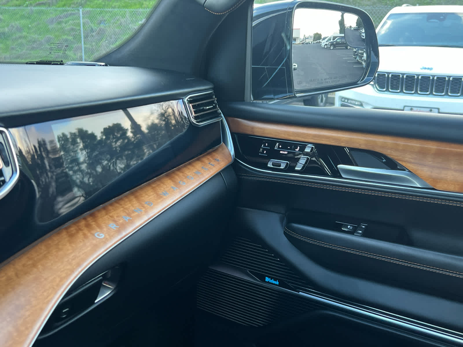 2024 Jeep Grand Wagoneer L Series III