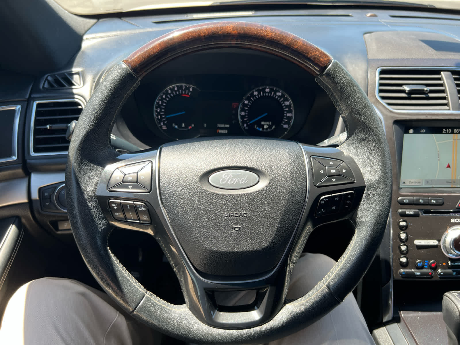 2018 Ford Explorer Platinum