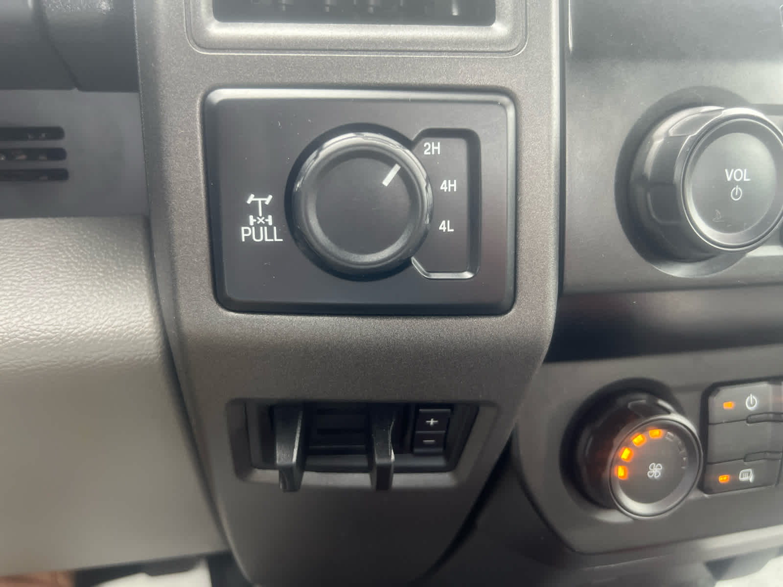 2020 Ford Super Duty F-250 SRW XL