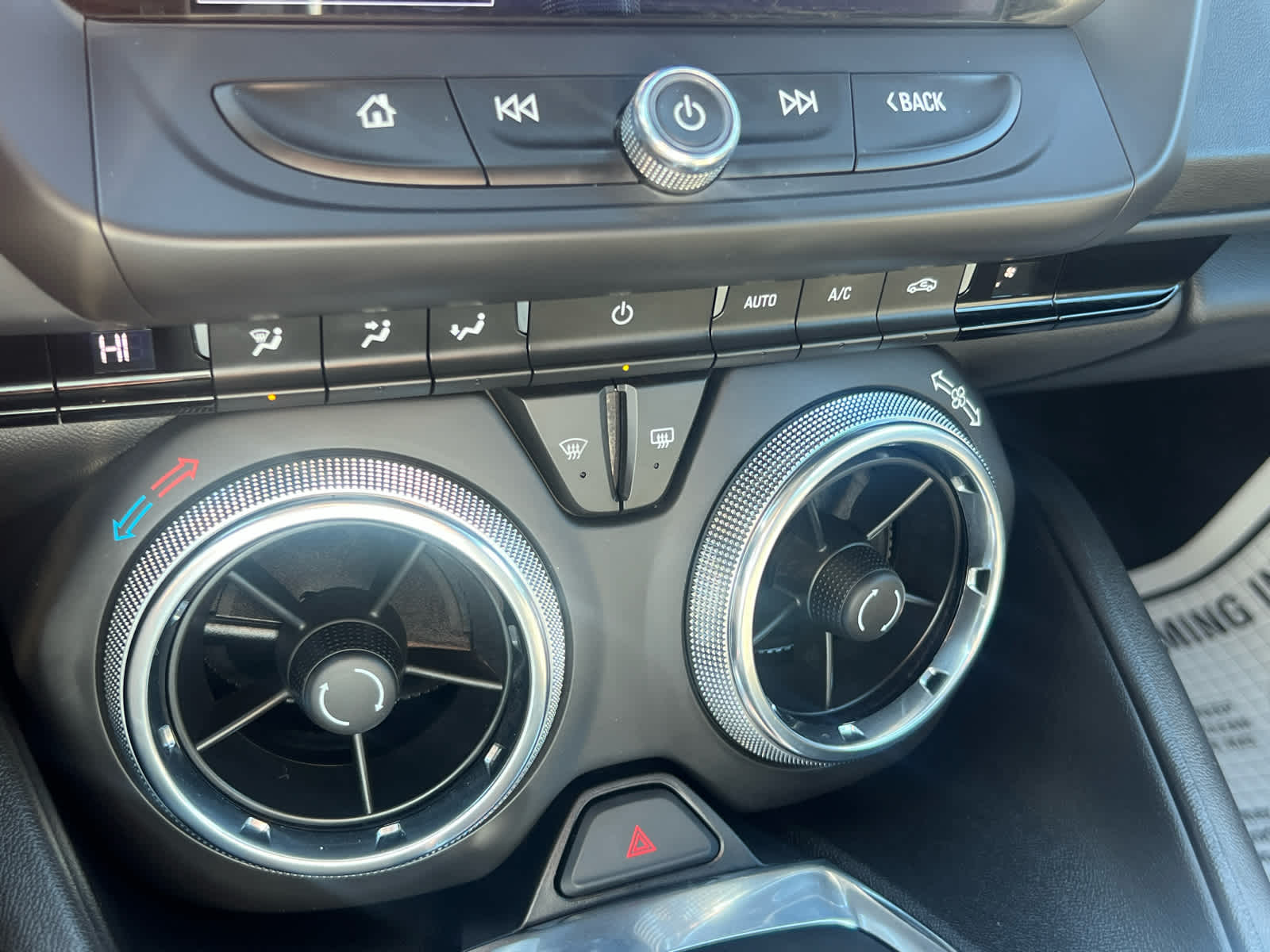 2022 Chevrolet Camaro 1LT