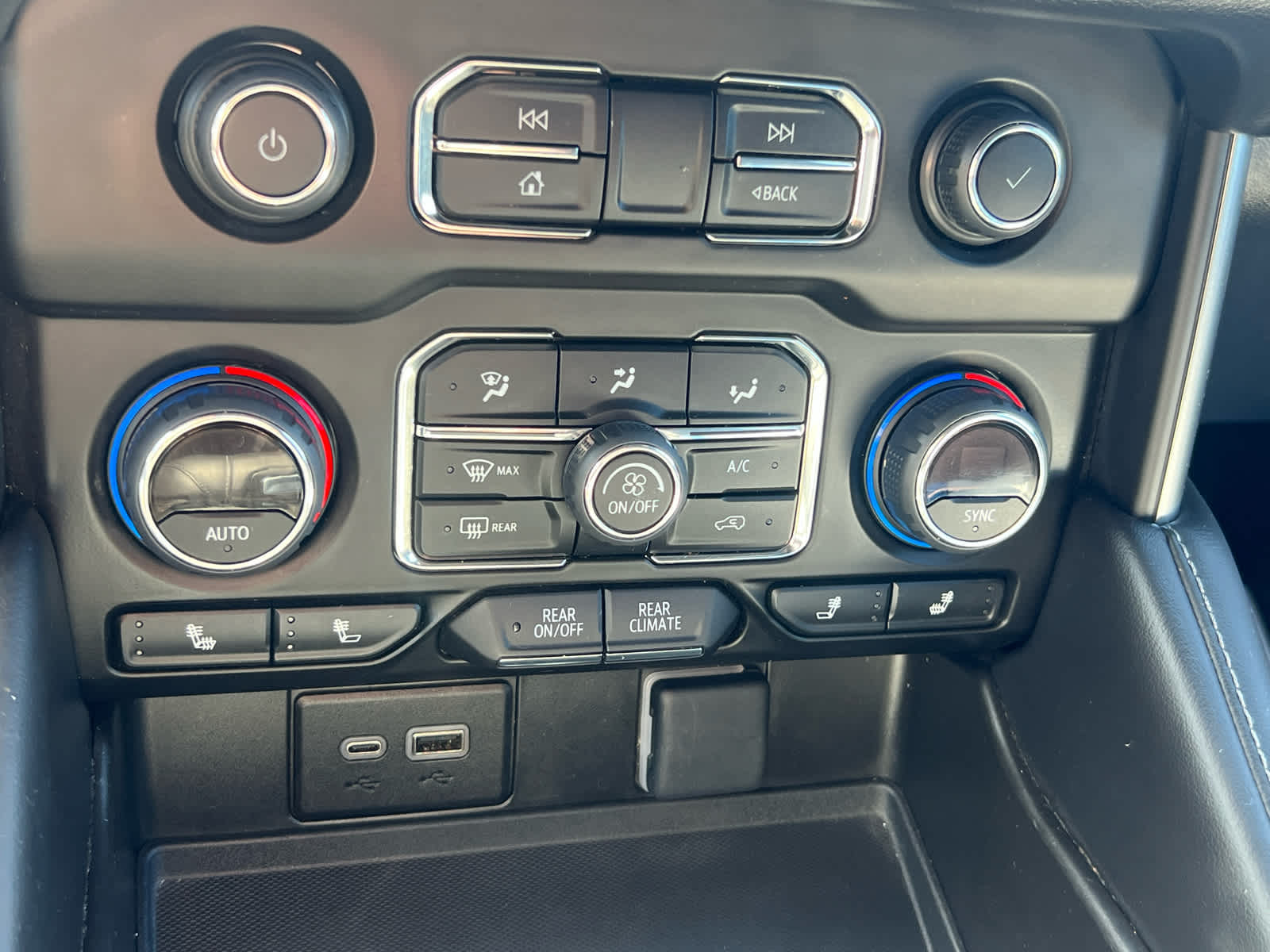 2024 Chevrolet Tahoe LT