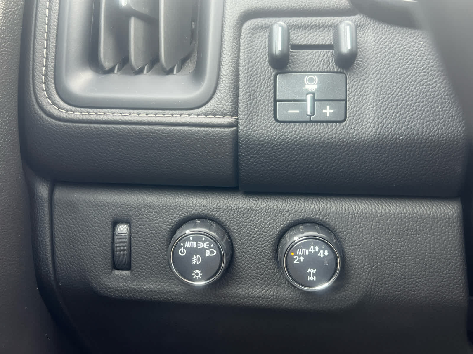 2021 GMC Canyon Denali