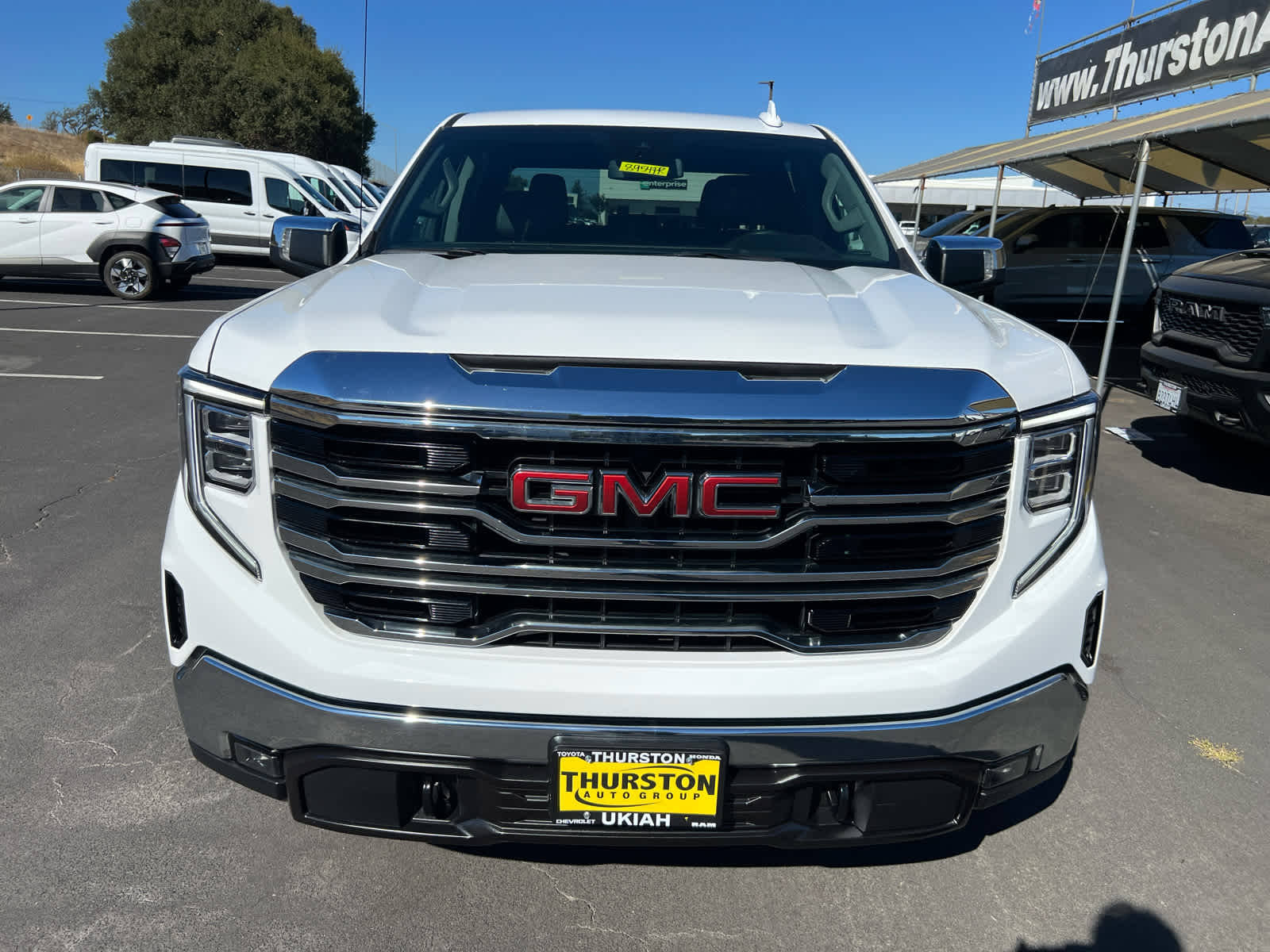 2025 GMC Sierra 1500 SLT