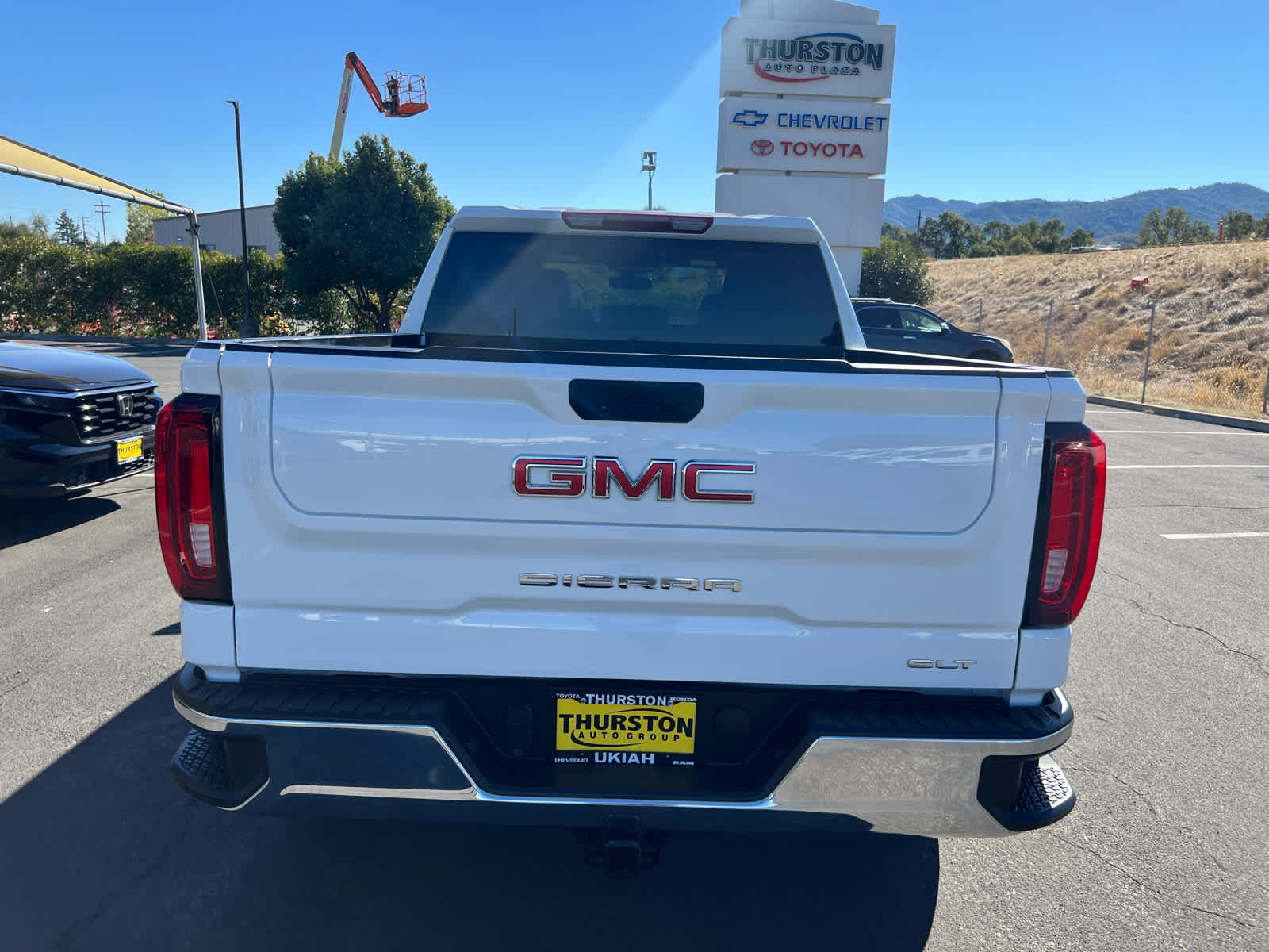 2025 GMC Sierra 1500 SLT