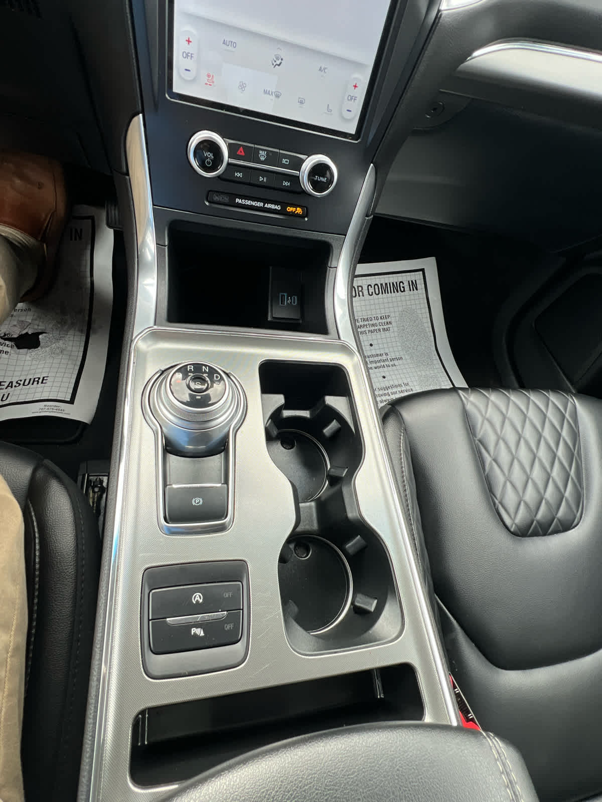 2024 Ford Edge Titanium