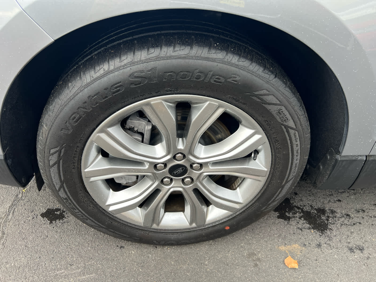 2024 Ford Edge Titanium