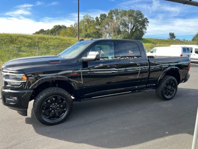2022 RAM 3500 Laramie