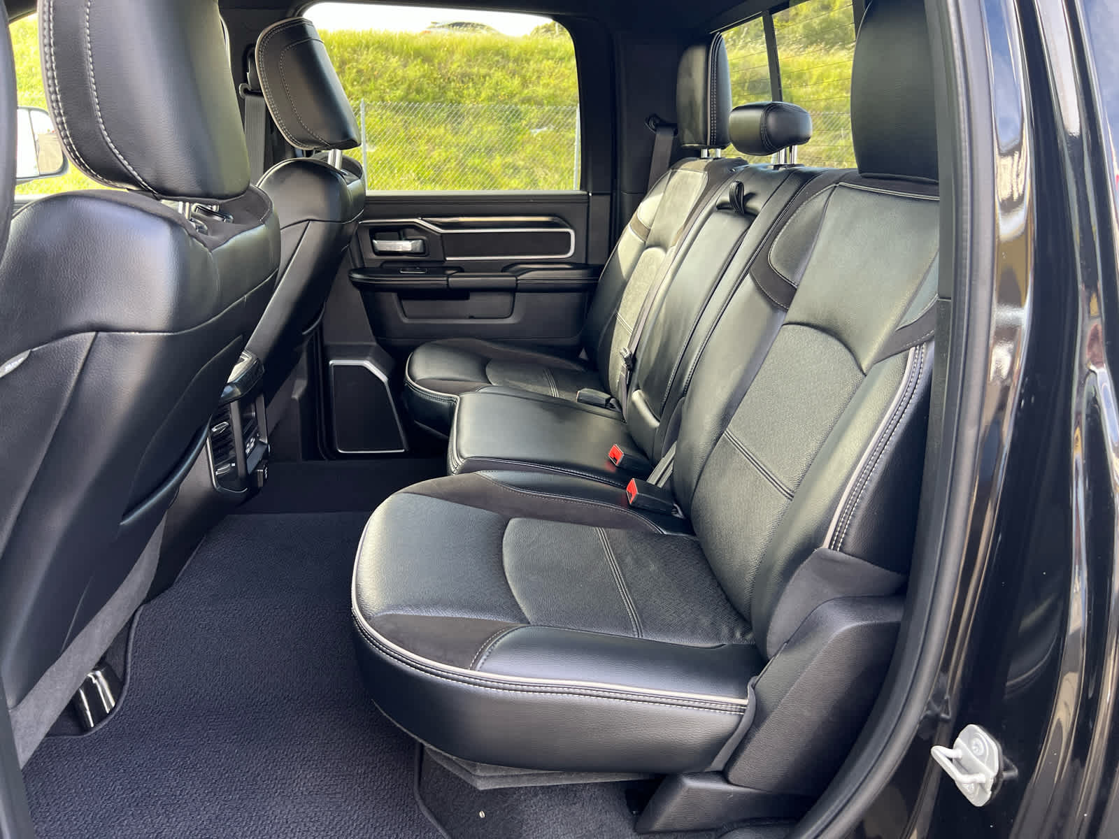 2022 RAM 3500 Laramie