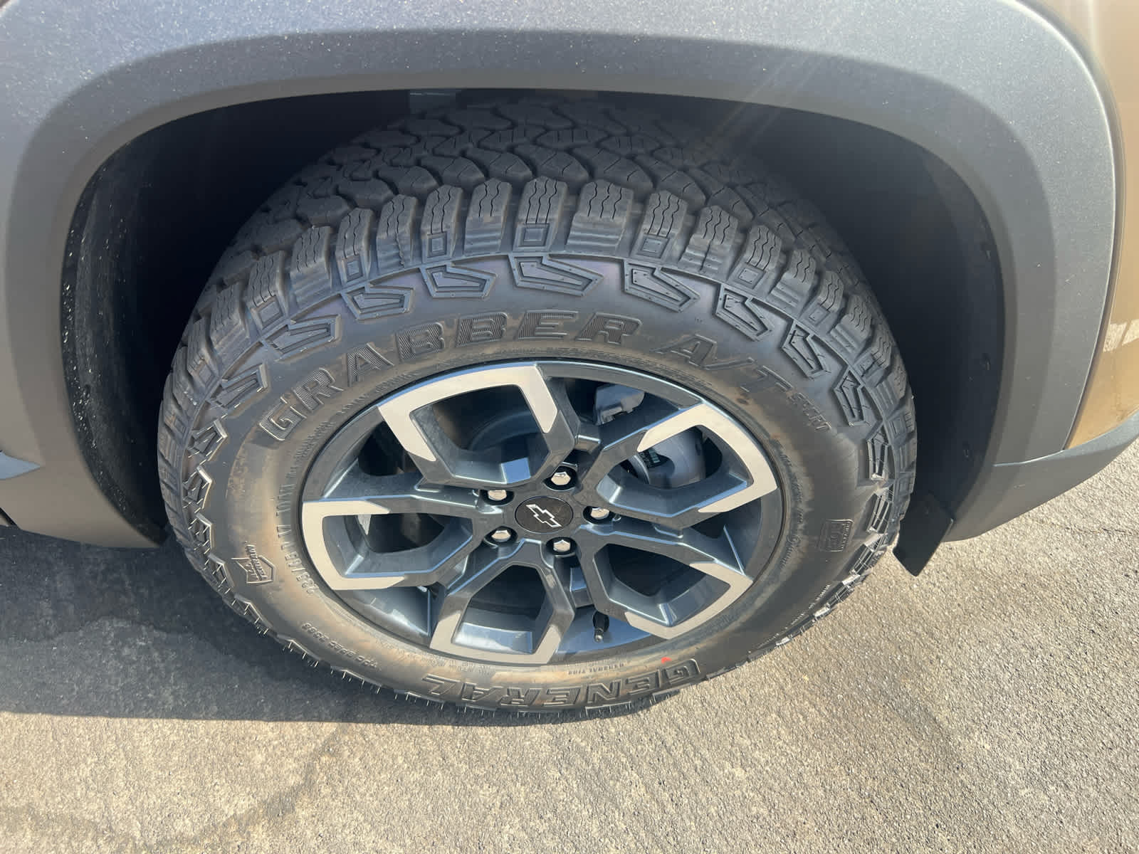 2027 Chevrolet Equinox ACTIV