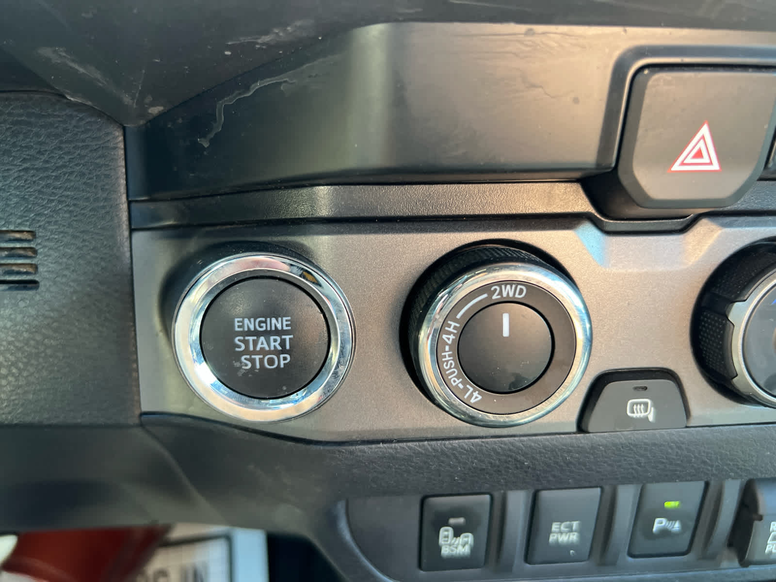 2020 Toyota Tacoma 4WD SR5