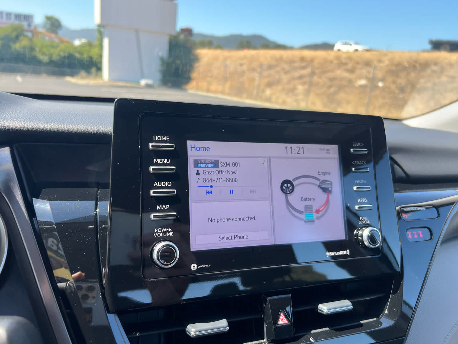 2021 Toyota Camry Hybrid LE