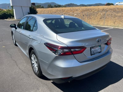2021 Toyota Camry Hybrid LE