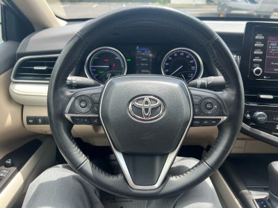 2022 Toyota Camry Hybrid LE