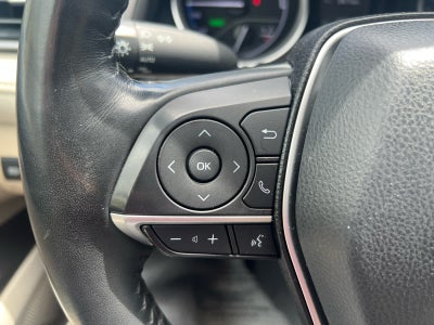 2022 Toyota Camry Hybrid LE