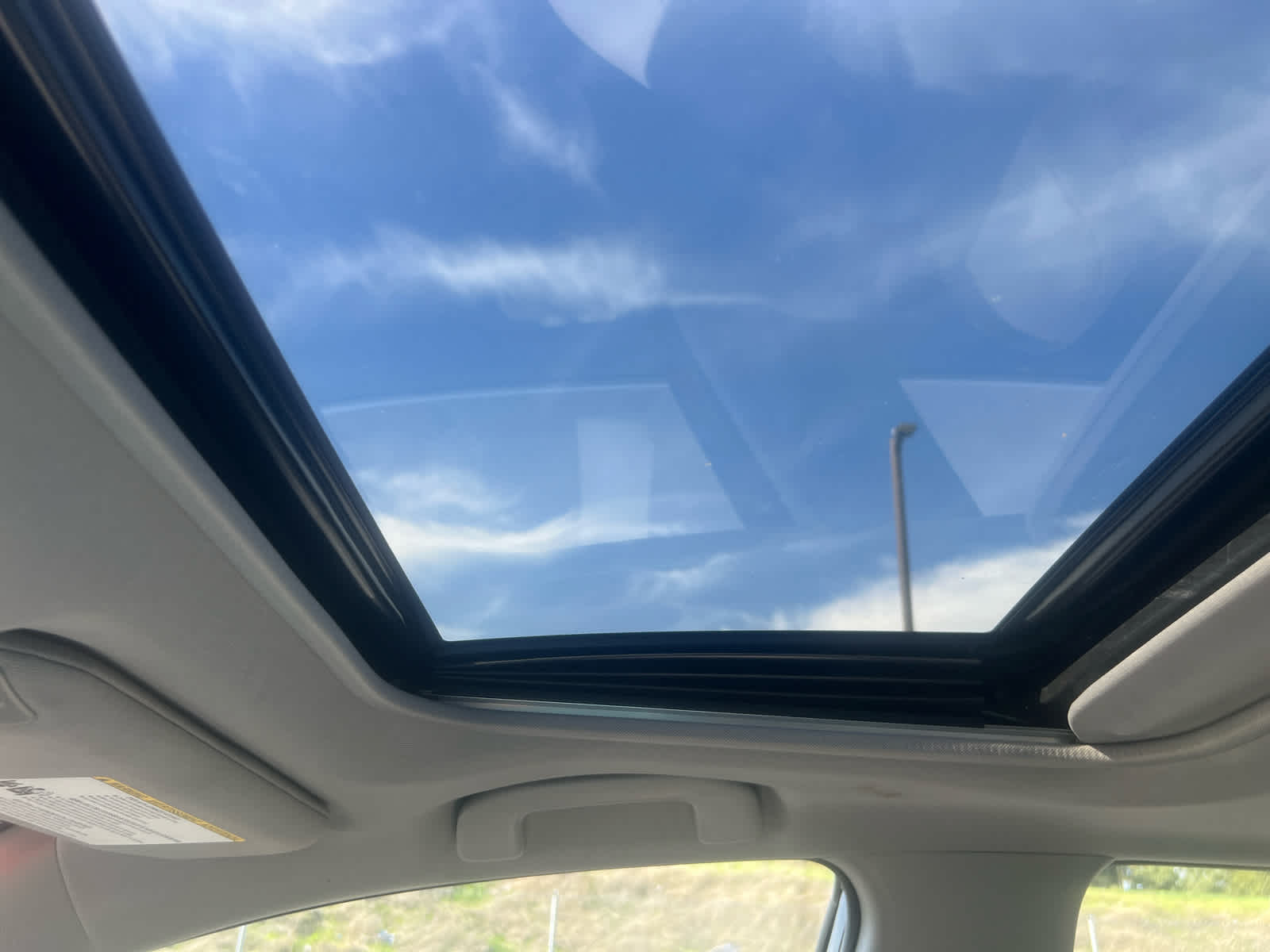 2023 Toyota Camry Hybrid XLE