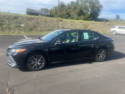 2023 Toyota Camry Hybrid XLE