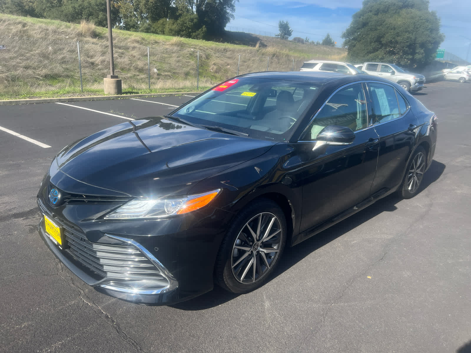 2023 Toyota Camry Hybrid XLE