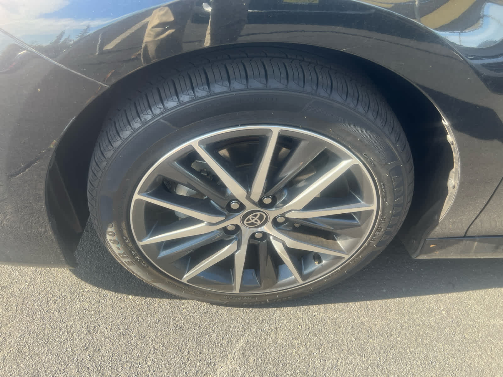 2023 Toyota Camry Hybrid XLE