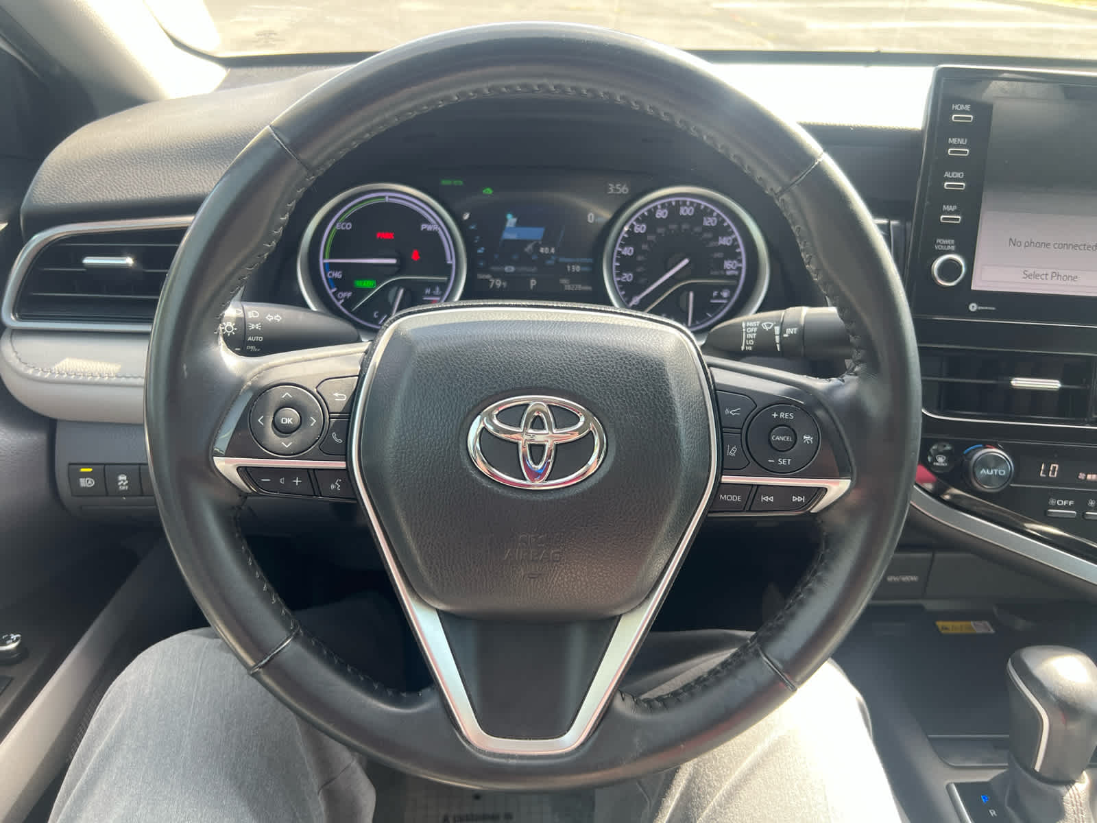 2023 Toyota Camry Hybrid XLE