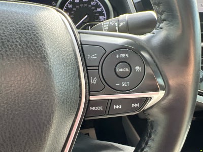 2023 Toyota Camry Hybrid XLE