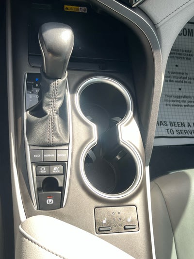 2023 Toyota Camry Hybrid XLE