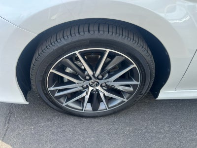 2023 Toyota Camry Hybrid XLE
