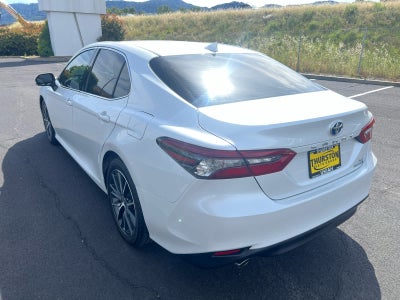 2023 Toyota Camry Hybrid XLE
