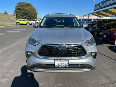 2021 Toyota Highlander Hybrid Platinum