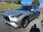 2021 Toyota Highlander Hybrid Platinum