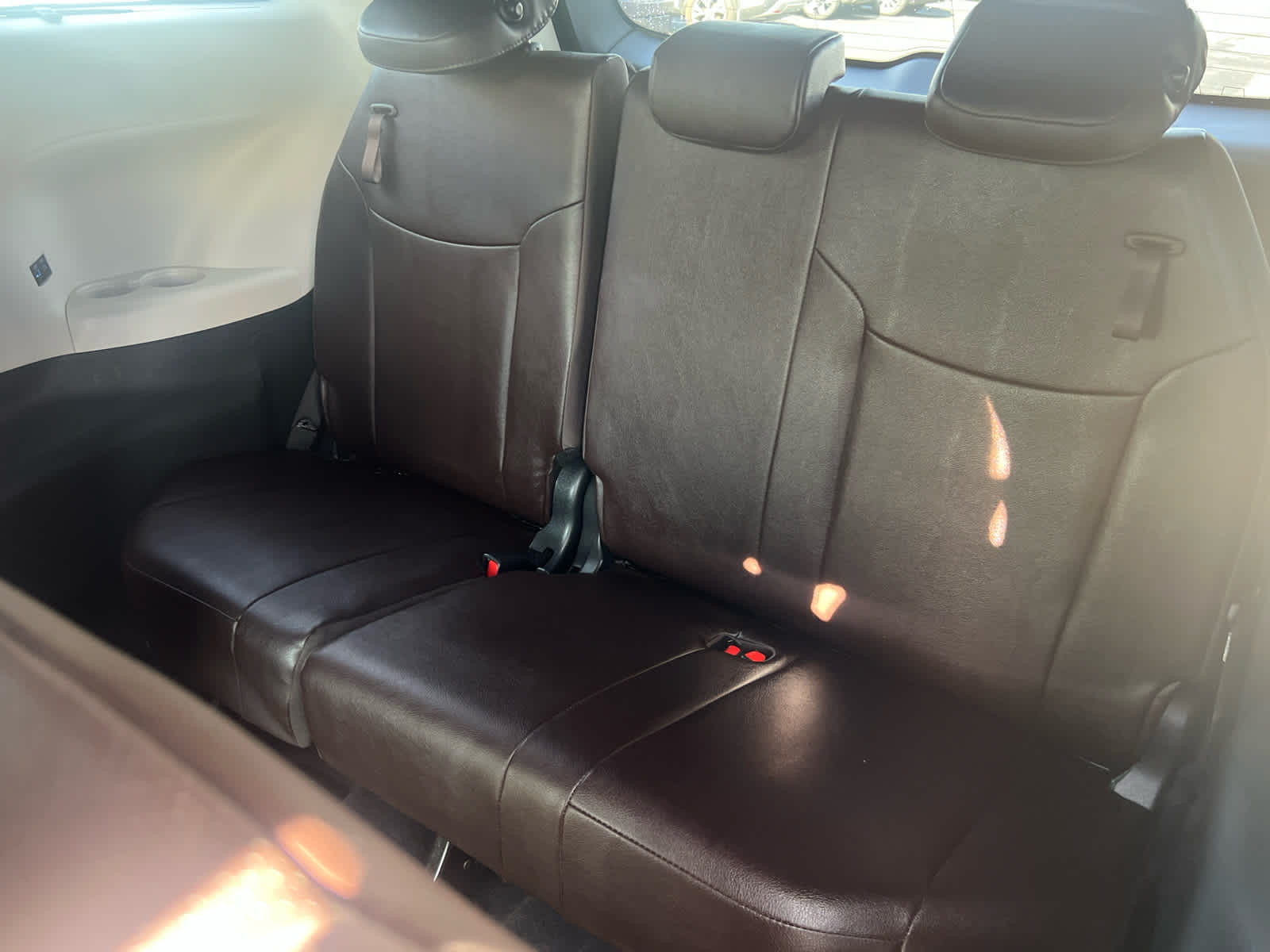 2023 Toyota Sienna Platinum