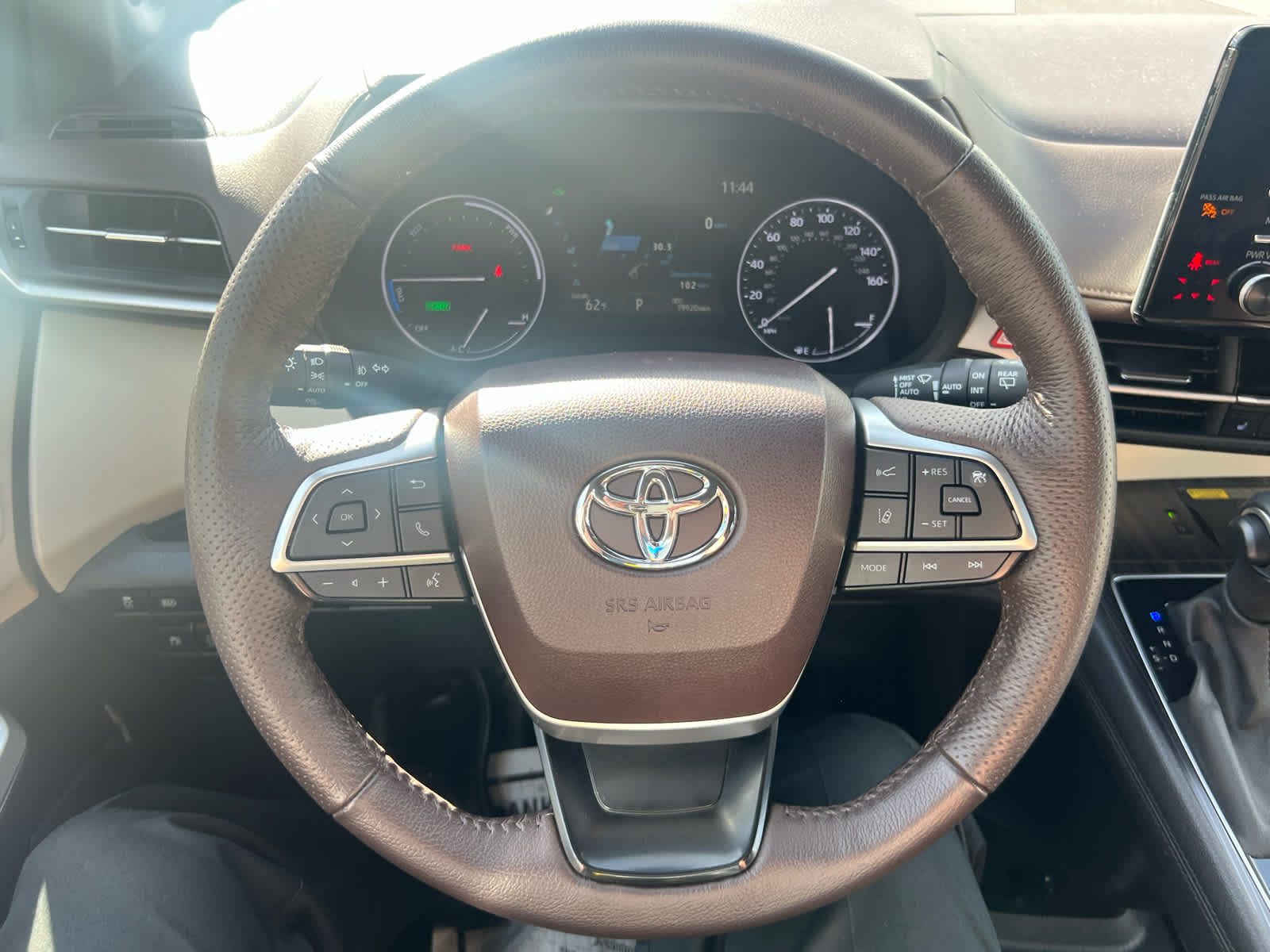 2023 Toyota Sienna Platinum