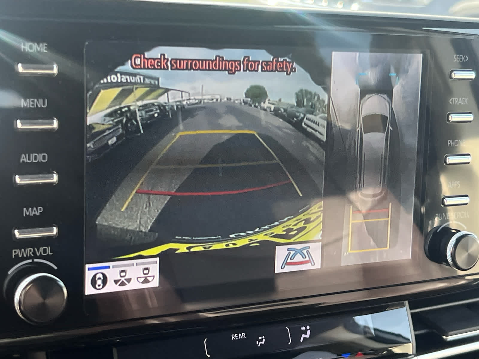 2023 Toyota Sienna Platinum