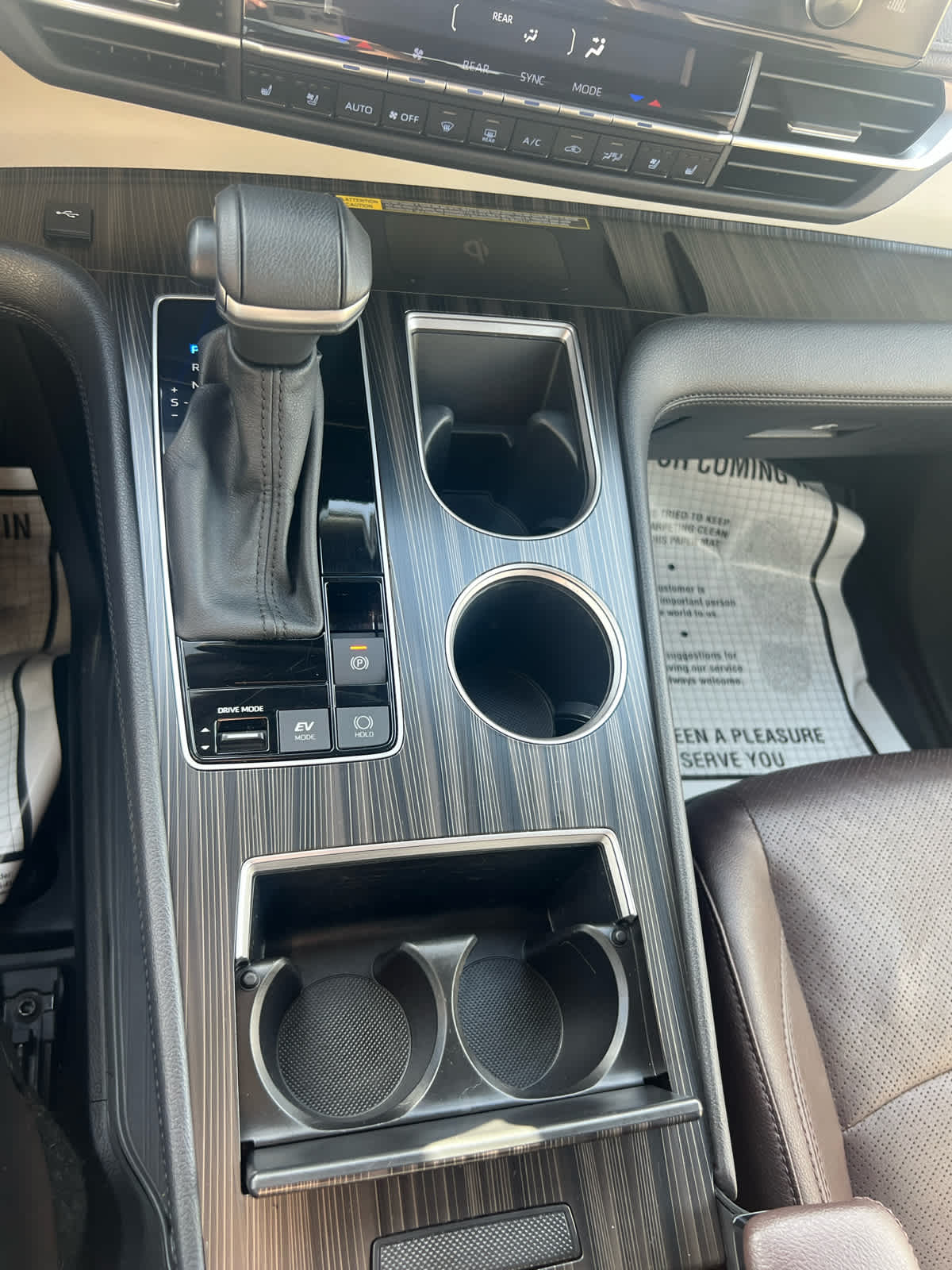 2023 Toyota Sienna Platinum