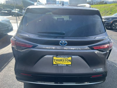2023 Toyota Sienna Platinum