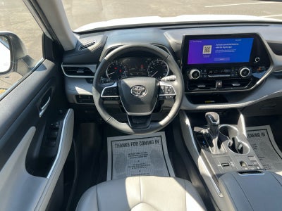 2023 Toyota Highlander L