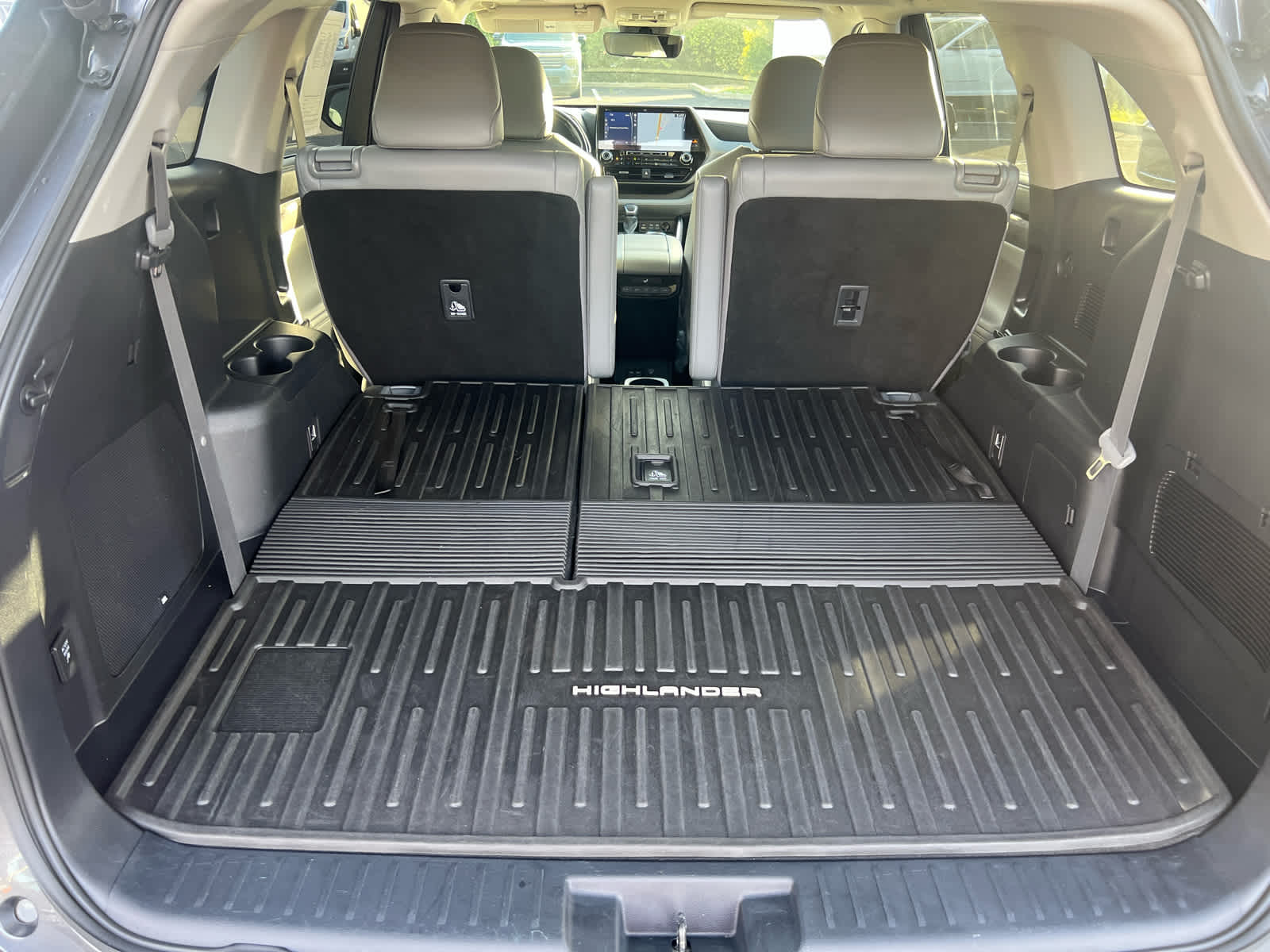 2022 Toyota Highlander Hybrid Limited