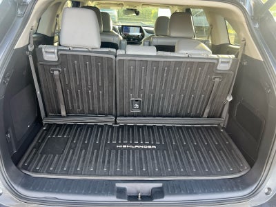 2022 Toyota Highlander Hybrid Limited