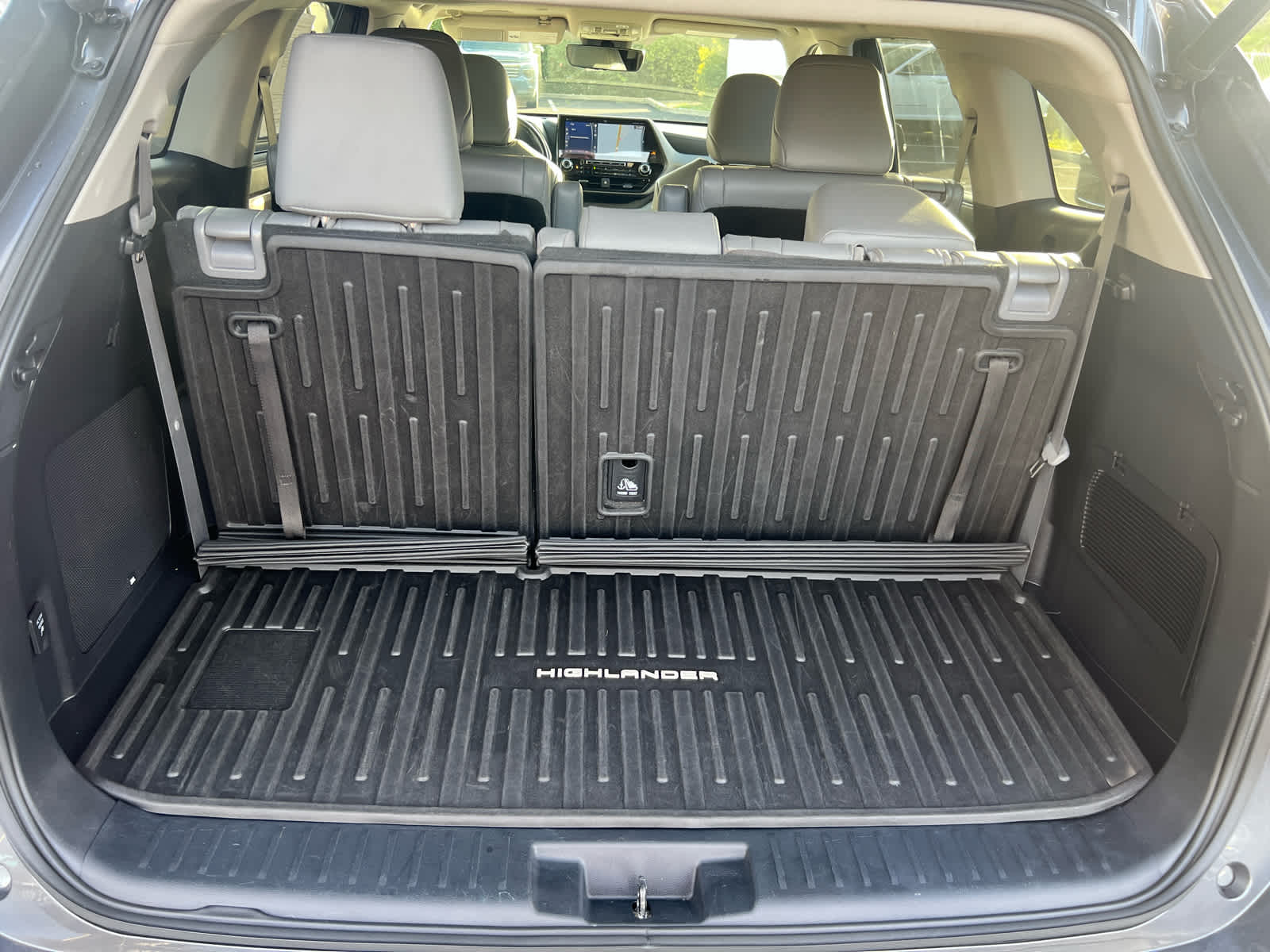 2022 Toyota Highlander Hybrid Limited