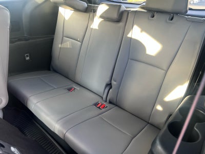 2022 Toyota Highlander Hybrid Limited