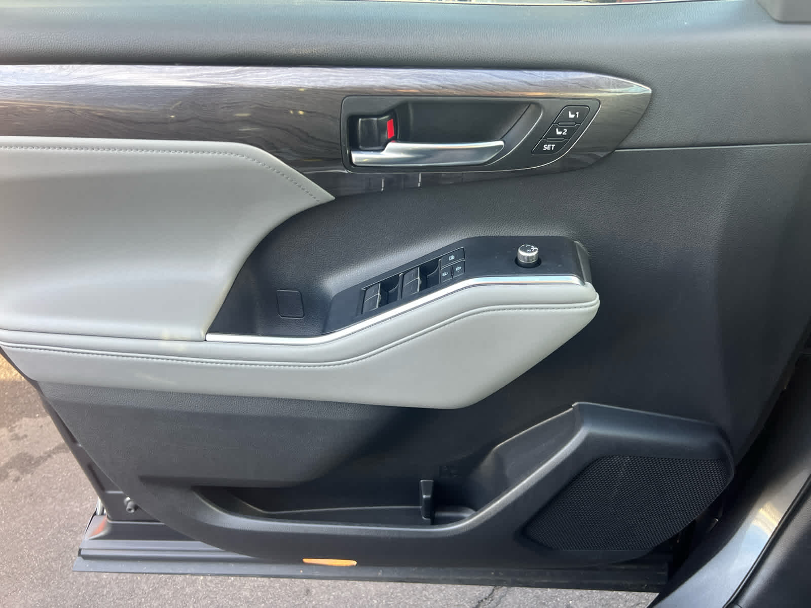 2022 Toyota Highlander Hybrid Limited