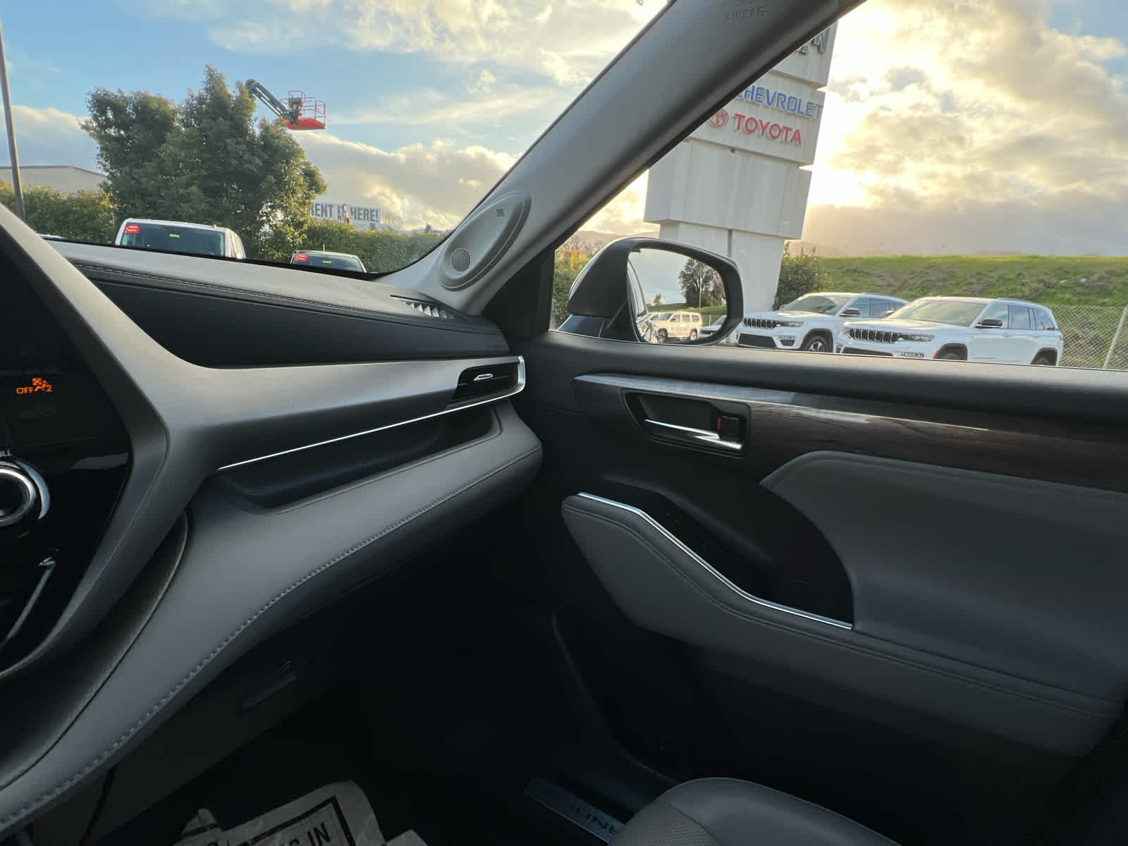 2022 Toyota Highlander Hybrid Limited