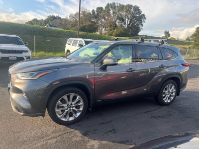 2022 Toyota Highlander Hybrid Limited