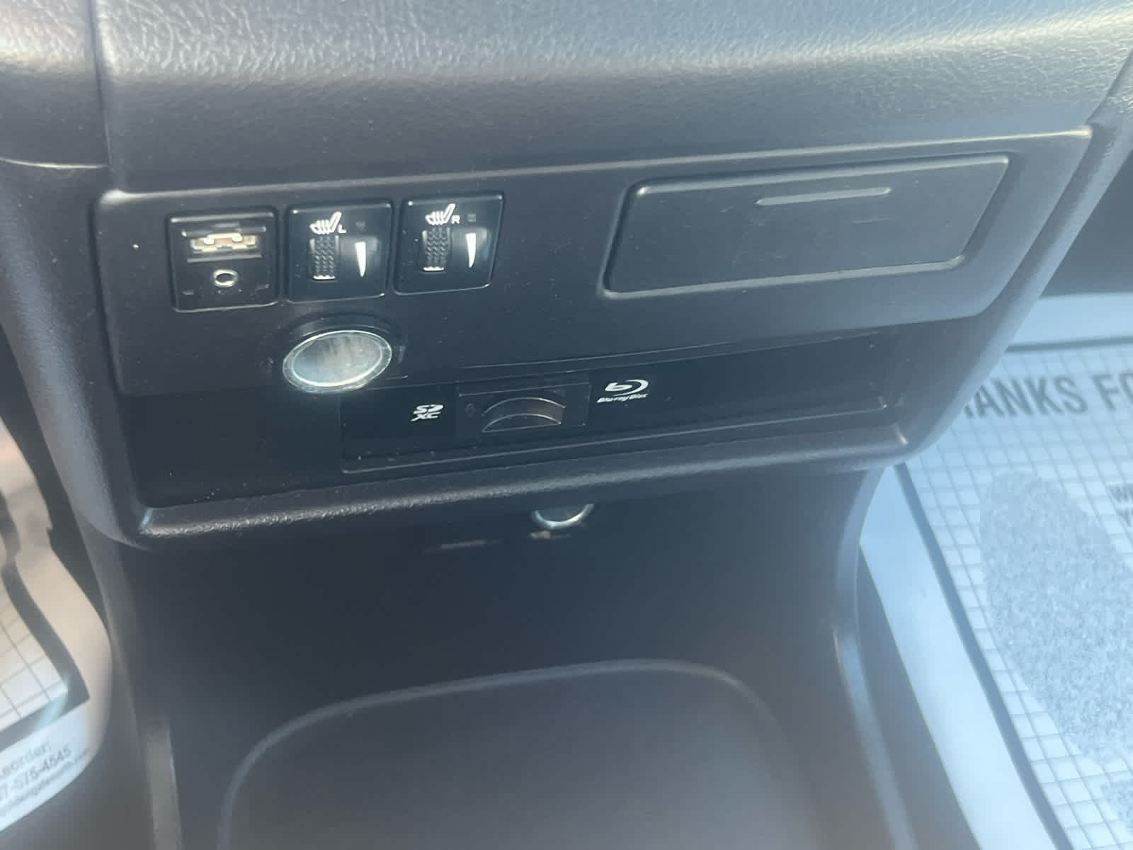 2017 Toyota Sienna XLE Auto Access Seat
