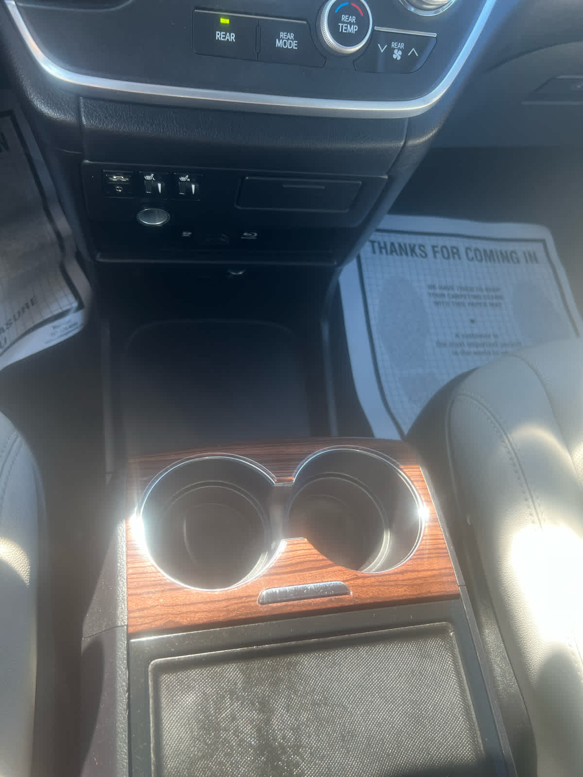 2017 Toyota Sienna XLE Auto Access Seat