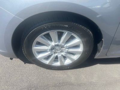 2017 Toyota Sienna XLE Auto Access Seat