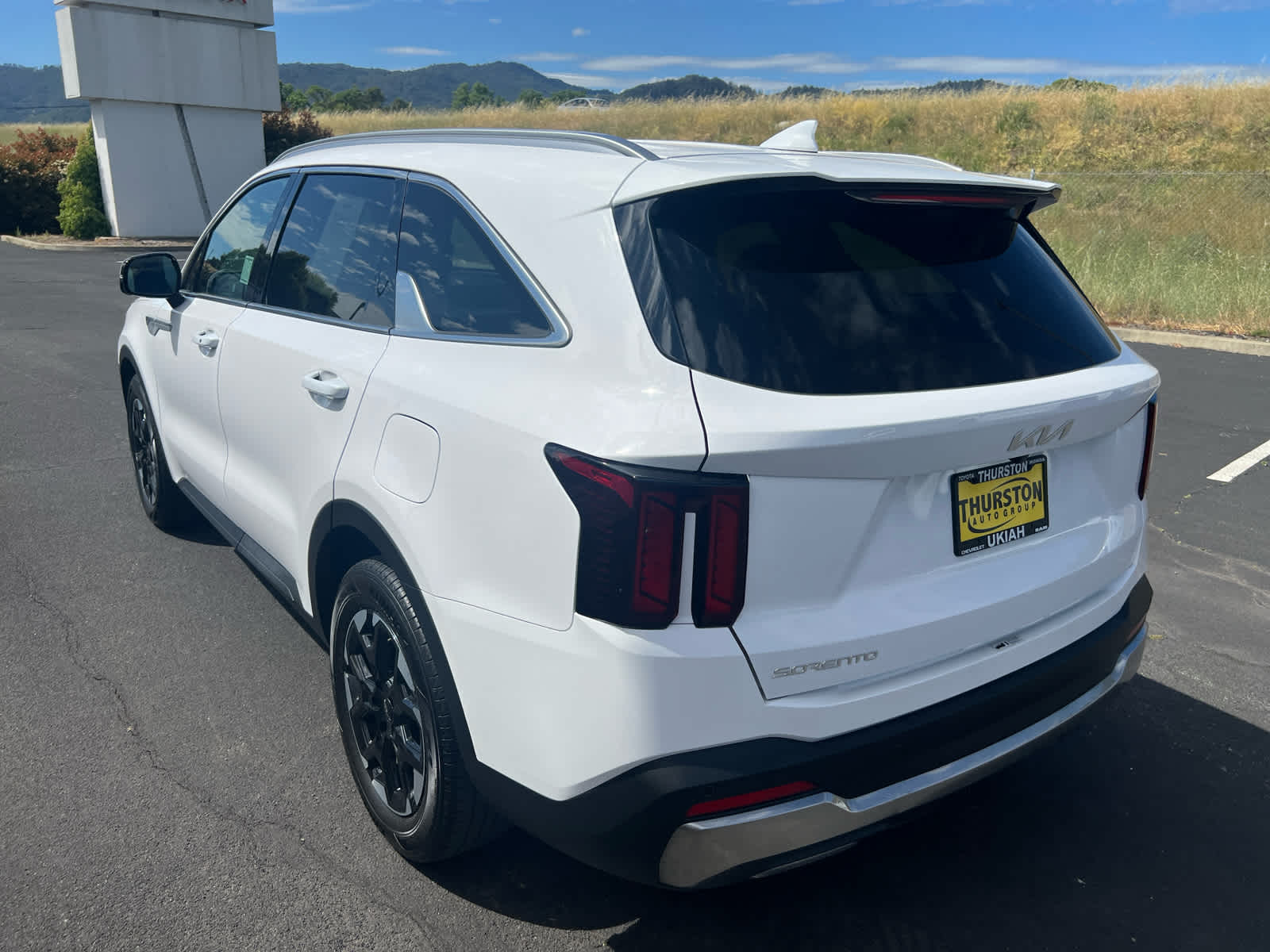 2024 Kia Sorento S