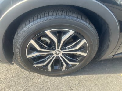 2024 Toyota Crown XLE