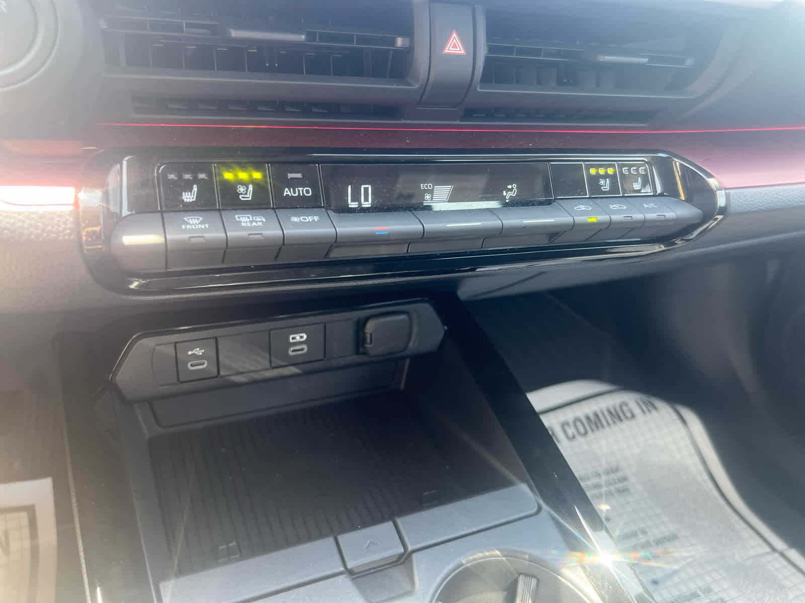 2024 Toyota Prius Prime SE